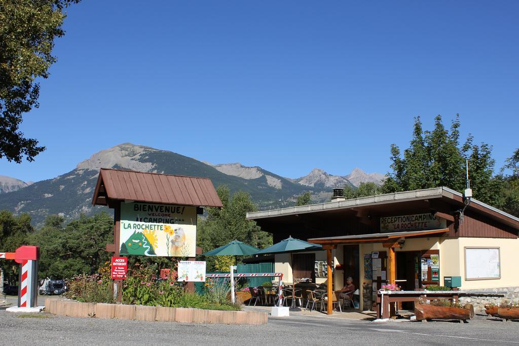 La Rochette Hotel Guillestre Esterno foto
